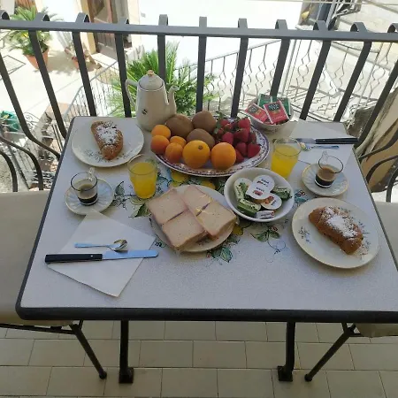 Lejlighed Marifra Flats *