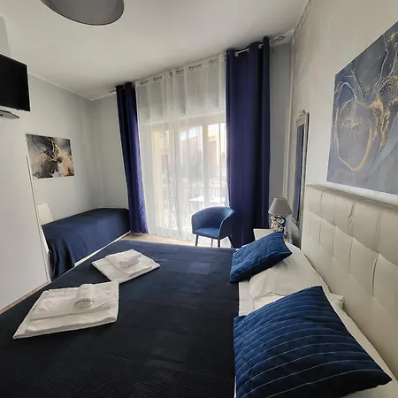 Apartment Marifra Flats *