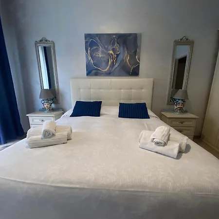 Lejlighed Marifra Flats